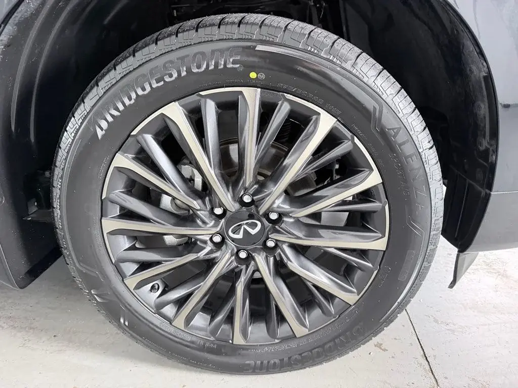 used 2025 INFINITI QX80 car, priced at $83,933