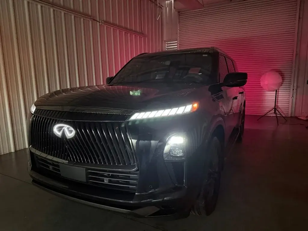 used 2025 INFINITI QX80 car, priced at $83,933