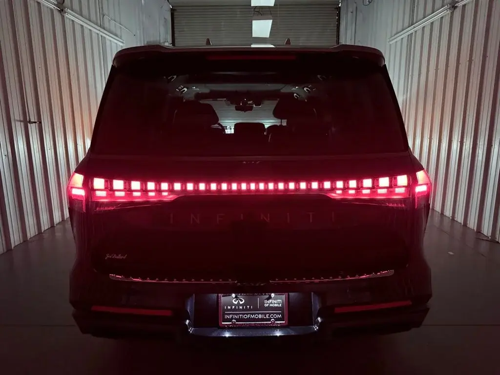 used 2025 INFINITI QX80 car, priced at $83,933