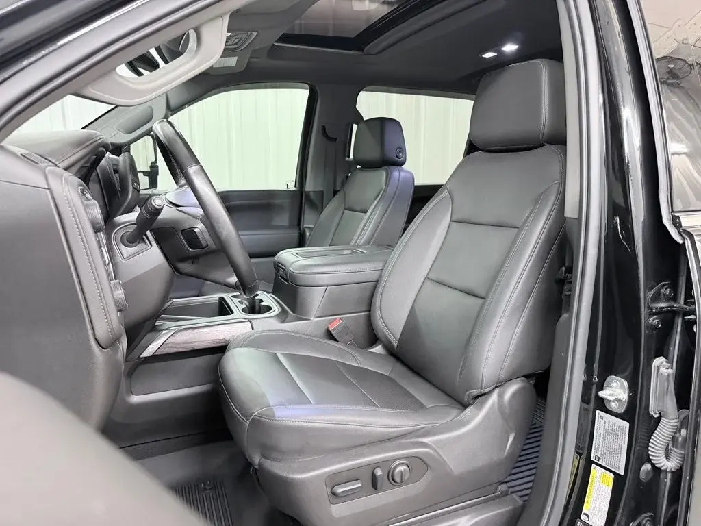 used 2022 Chevrolet Silverado 2500 car, priced at $47,882