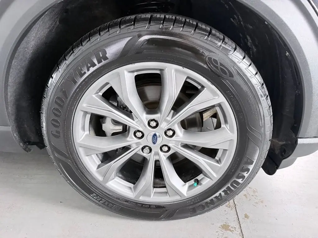 used 2022 Ford Explorer car, priced at $27,559