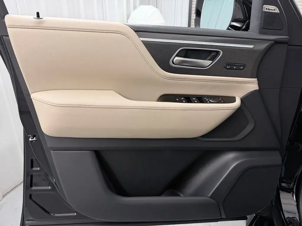 new 2026 INFINITI QX80 car, priced at $78,733