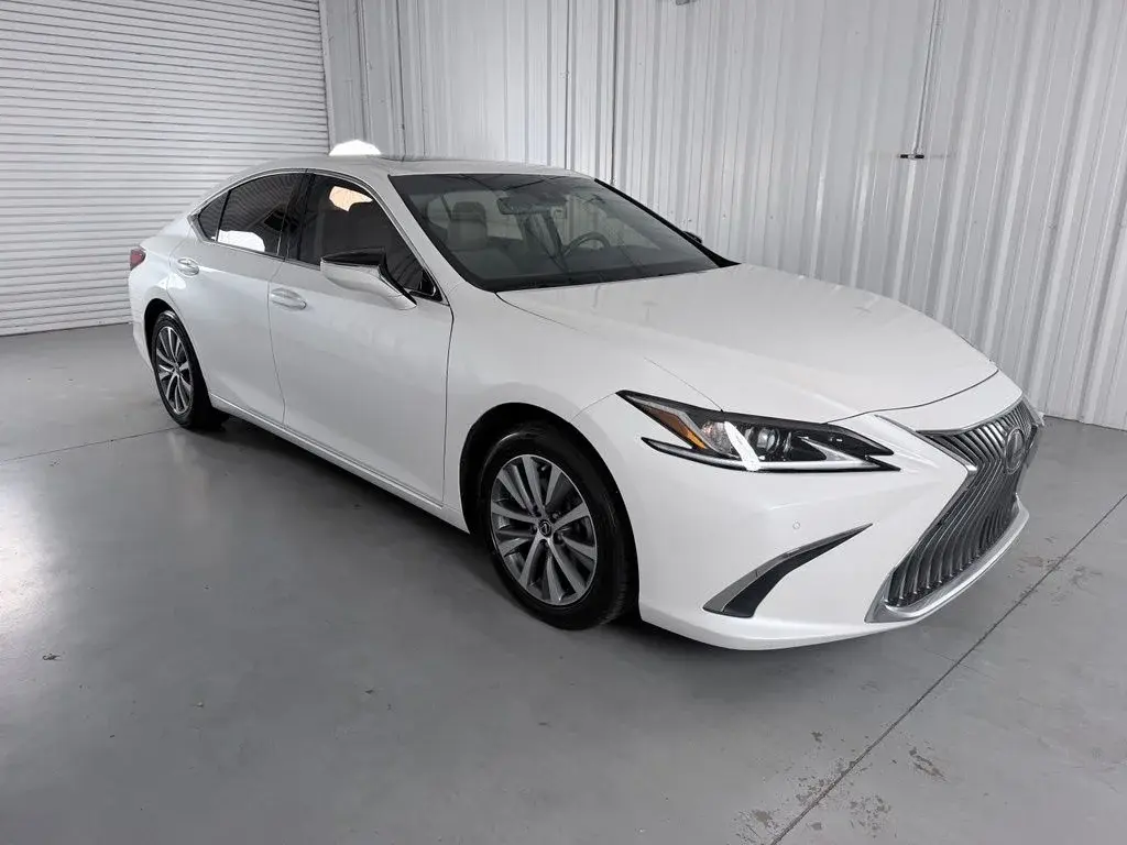 used 2021 Lexus ES 350 car, priced at $31,632