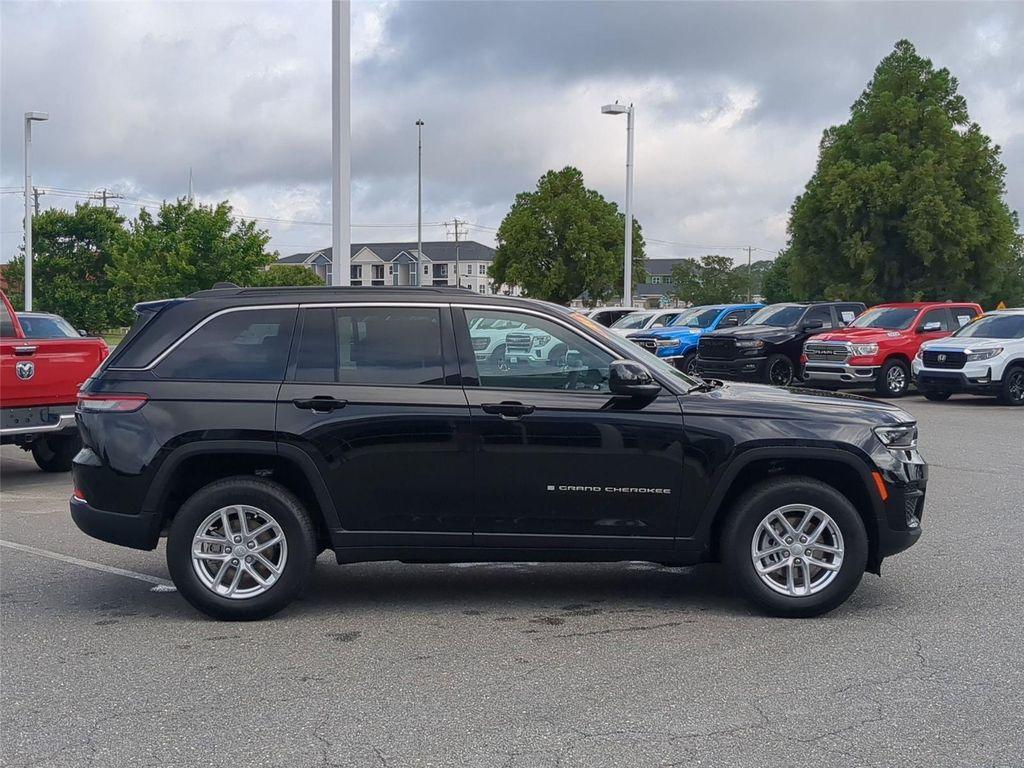 new 2026 Jeep Grand Cherokee car, priced at $40,729