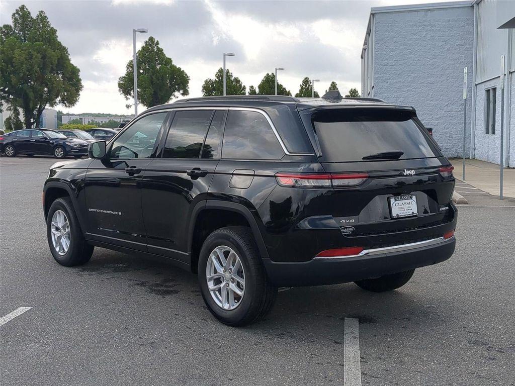 new 2026 Jeep Grand Cherokee car, priced at $40,729