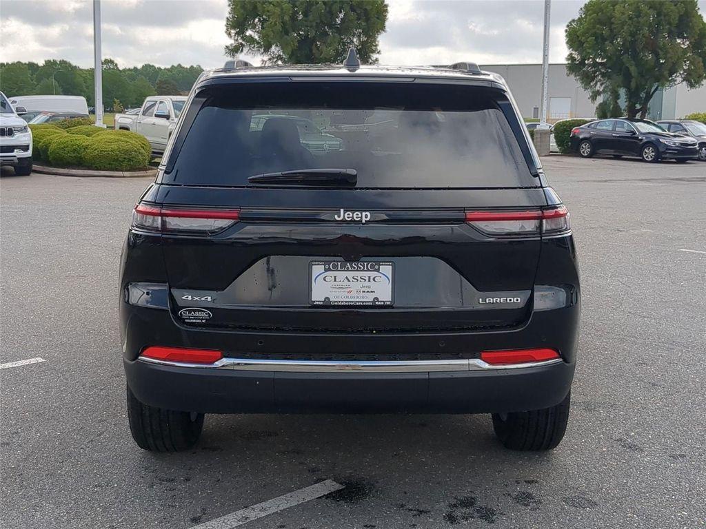 new 2026 Jeep Grand Cherokee car, priced at $40,729