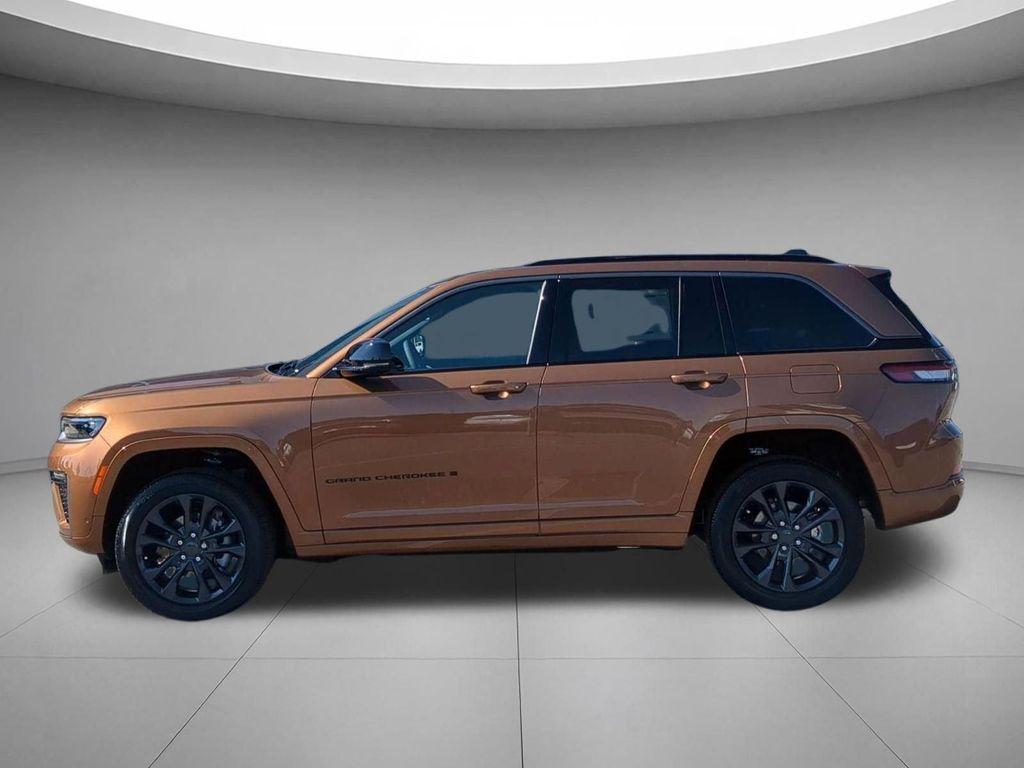 new 2026 Jeep Grand Cherokee car, priced at $49,229