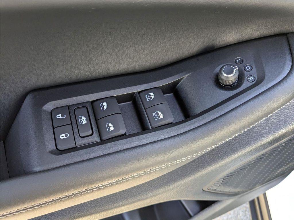 new 2026 Jeep Grand Cherokee car, priced at $47,655