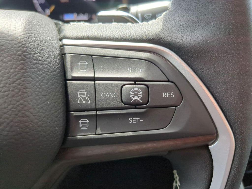 new 2026 Jeep Grand Cherokee L car, priced at $47,129