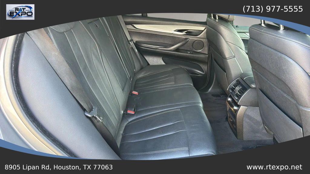 BMW X5 view 28