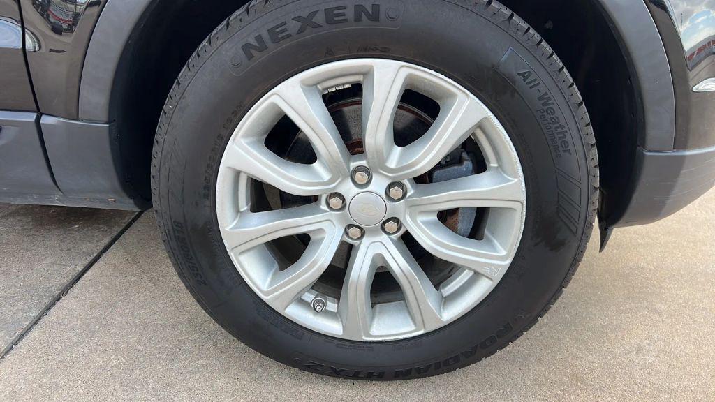 used 2016 Land Rover Range Rover Evoque car, priced at $13,995