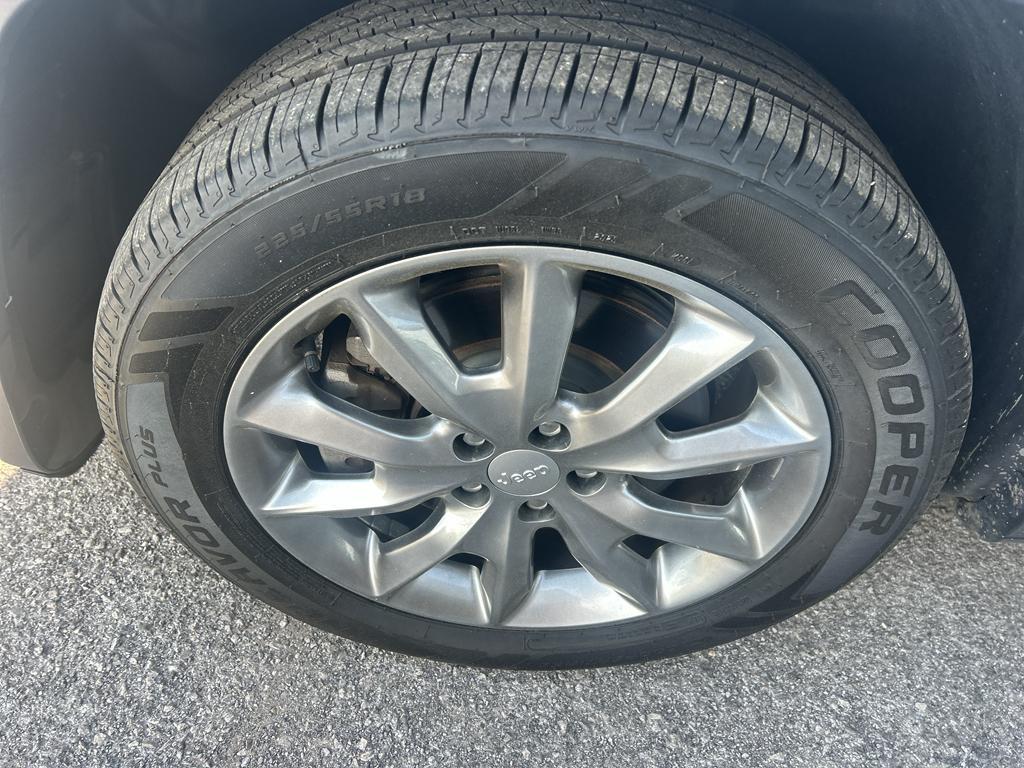 used 2018 Jeep Cherokee car, priced at $14,765