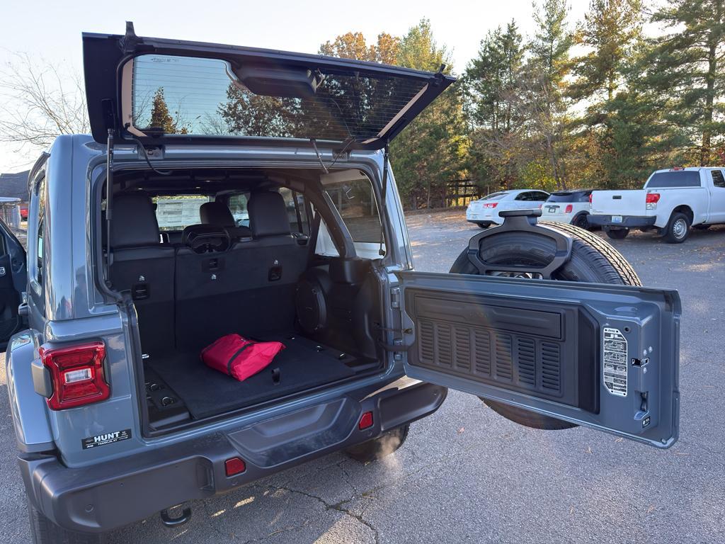 new 2026 Jeep Wrangler car, priced at $55,262