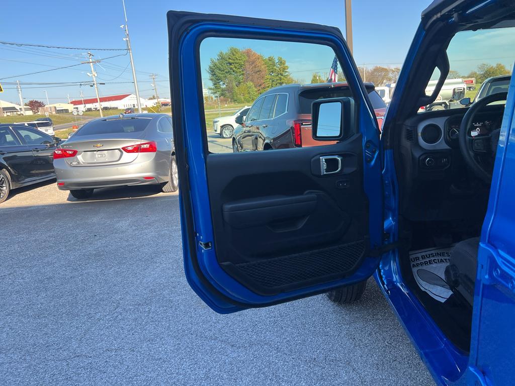 new 2026 Jeep Wrangler car, priced at $41,329