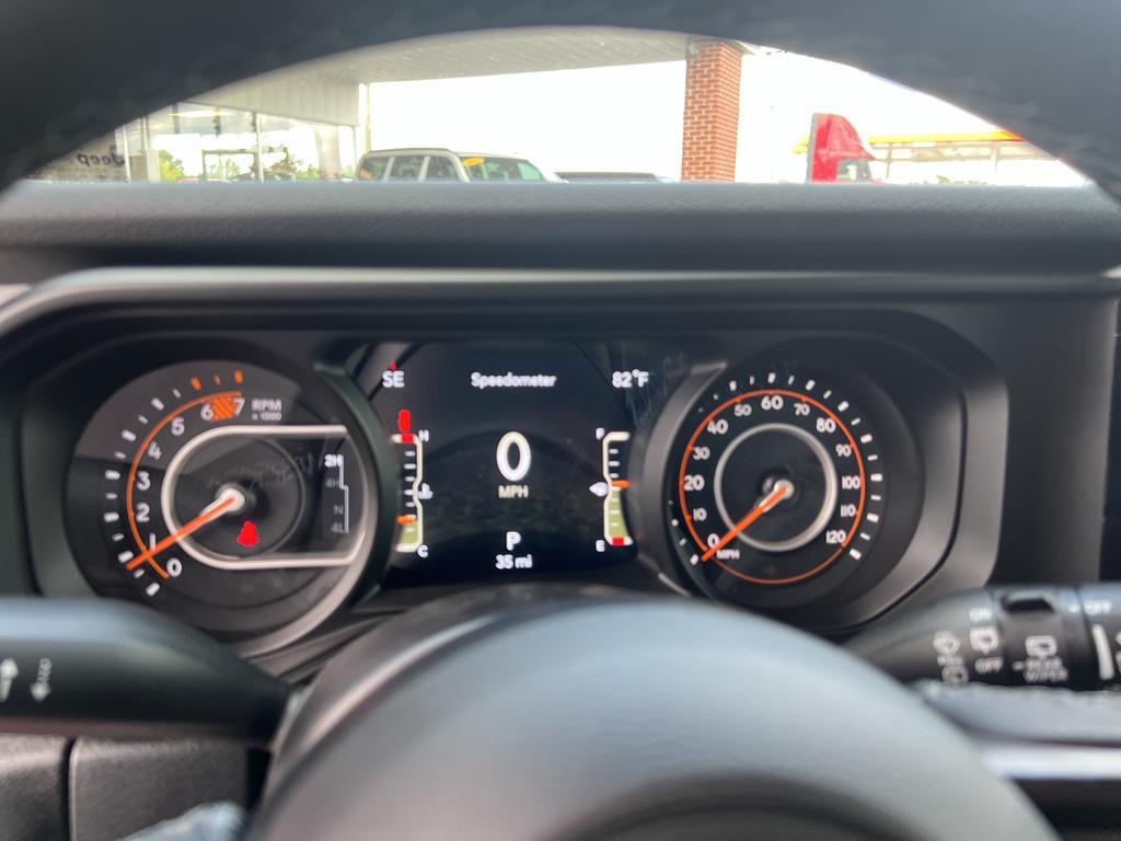 new 2025 Jeep Wrangler car, priced at $47,940