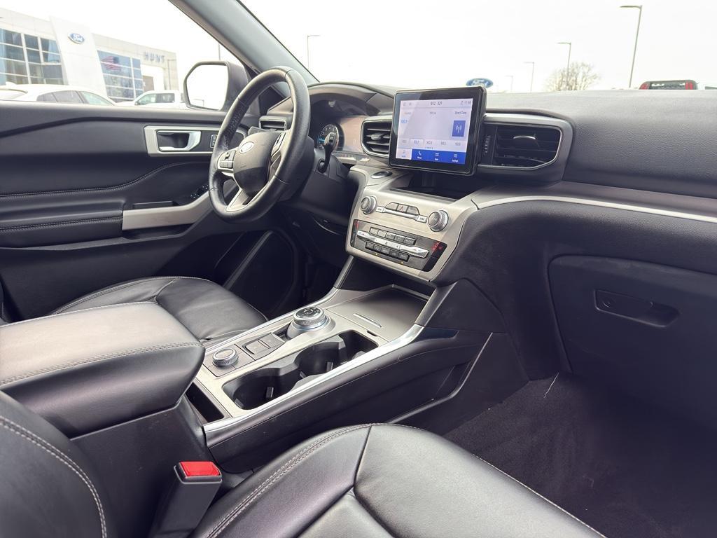 used 2022 Ford Explorer car, priced at $31,995