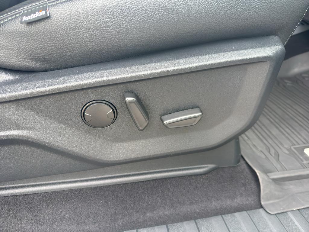 used 2023 Ford F-150 car, priced at $46,995