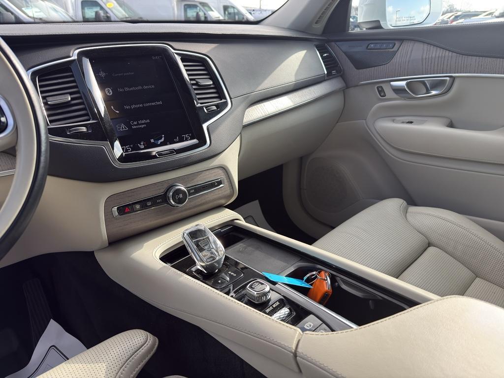 used 2021 Volvo XC90 Recharge Plug-In Hybrid car, priced at $31,001