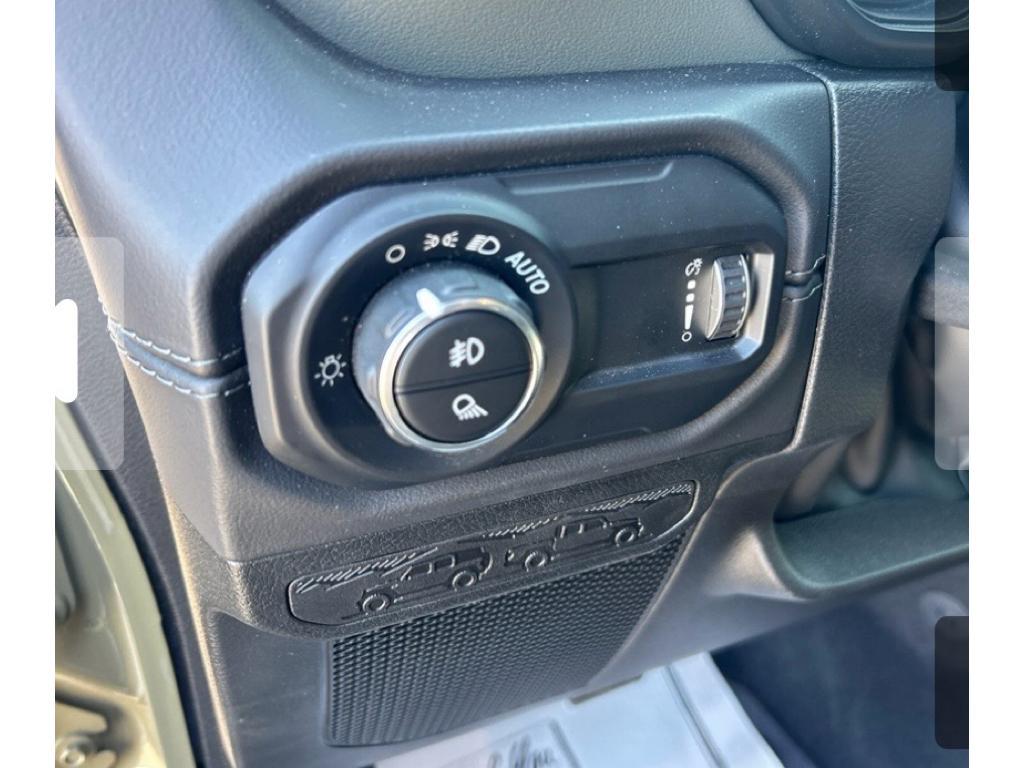 used 2025 Jeep Gladiator car, priced at $48,885