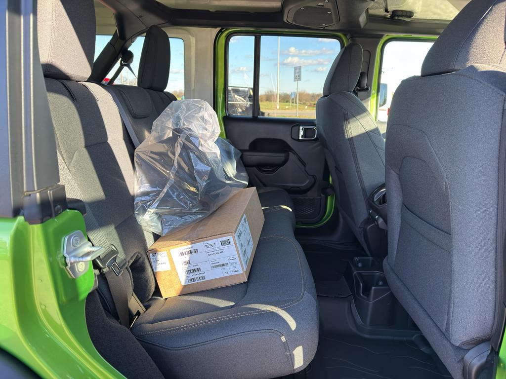 new 2026 Jeep Wrangler car, priced at $46,927