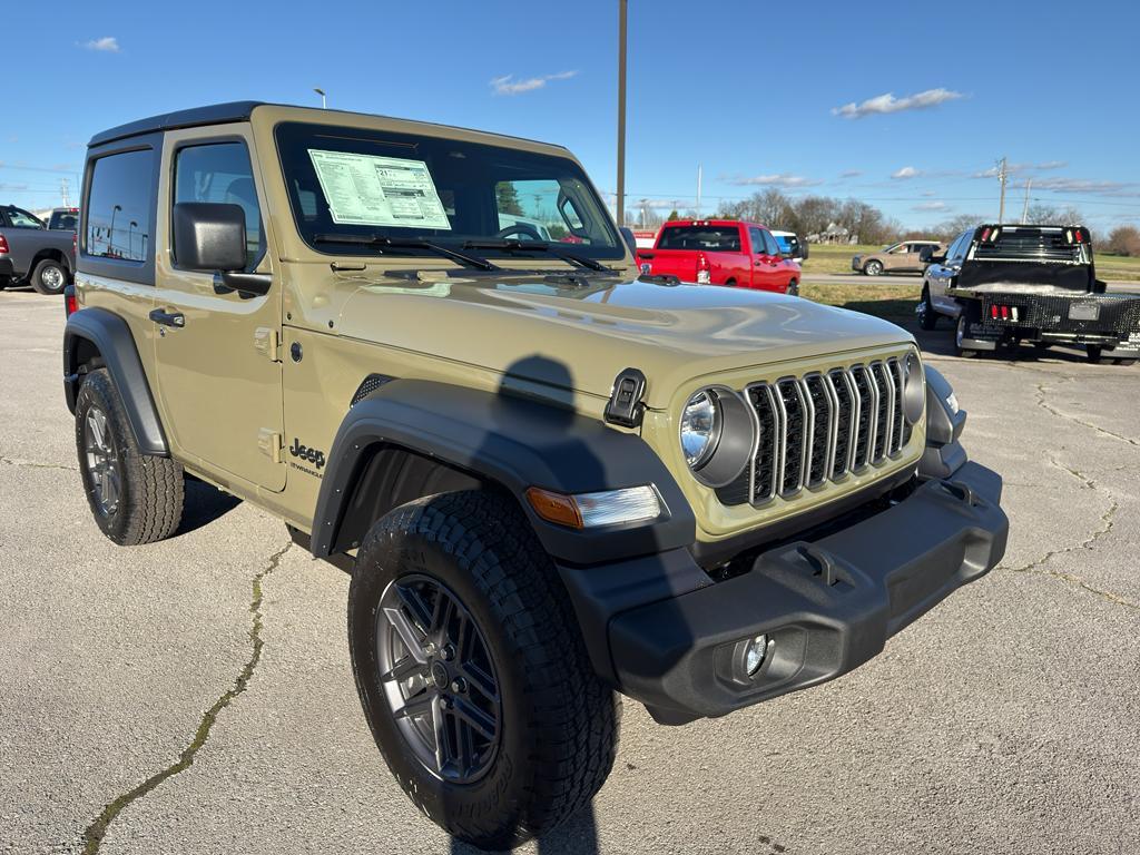 new 2026 Jeep Wrangler car, priced at $43,552