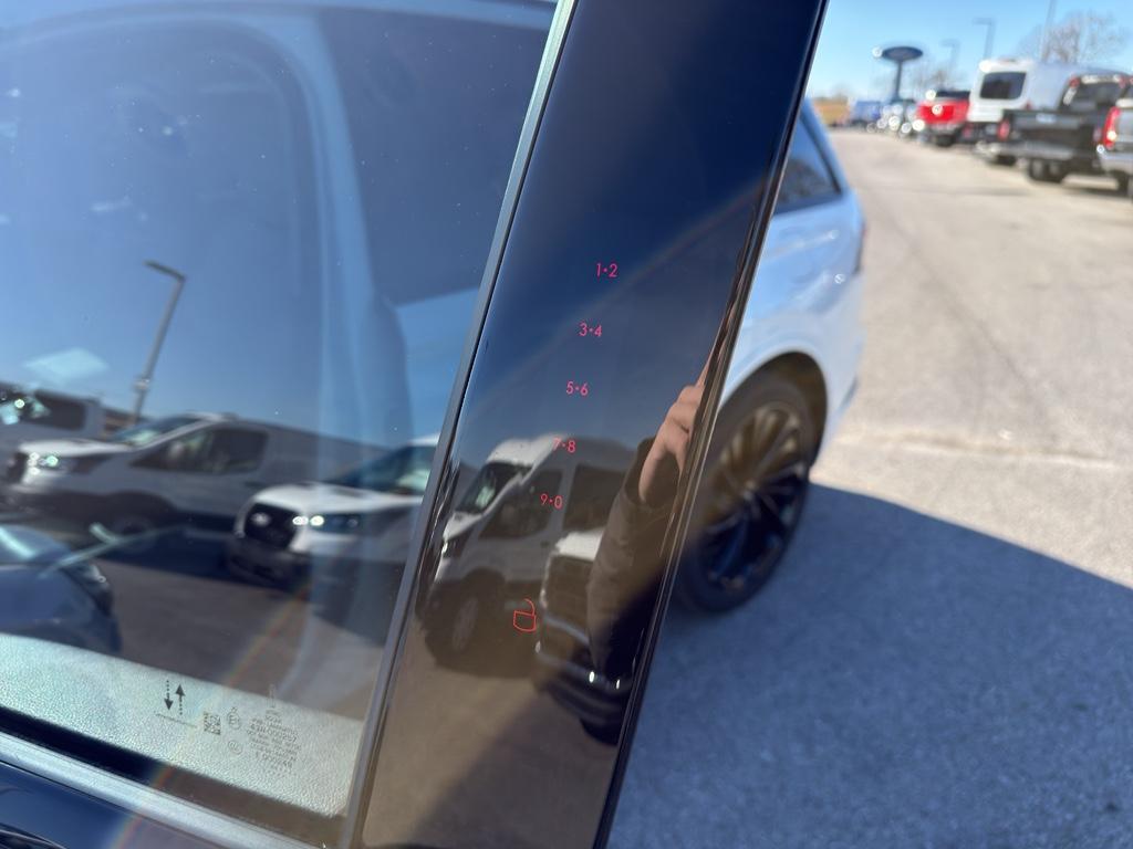 used 2025 Lincoln Aviator car, priced at $67,367