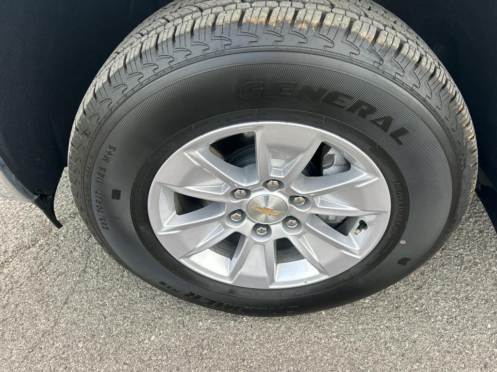 used 2025 Chevrolet Silverado 1500 car, priced at $34,985