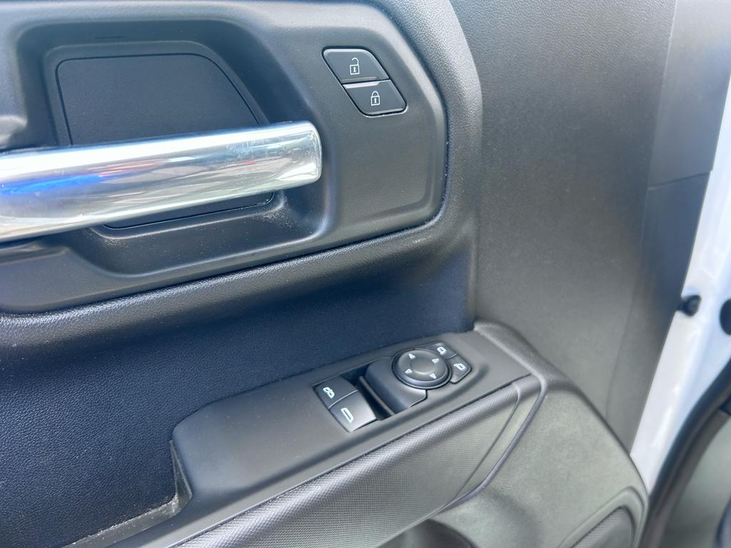used 2025 Chevrolet Silverado 1500 car, priced at $33,987