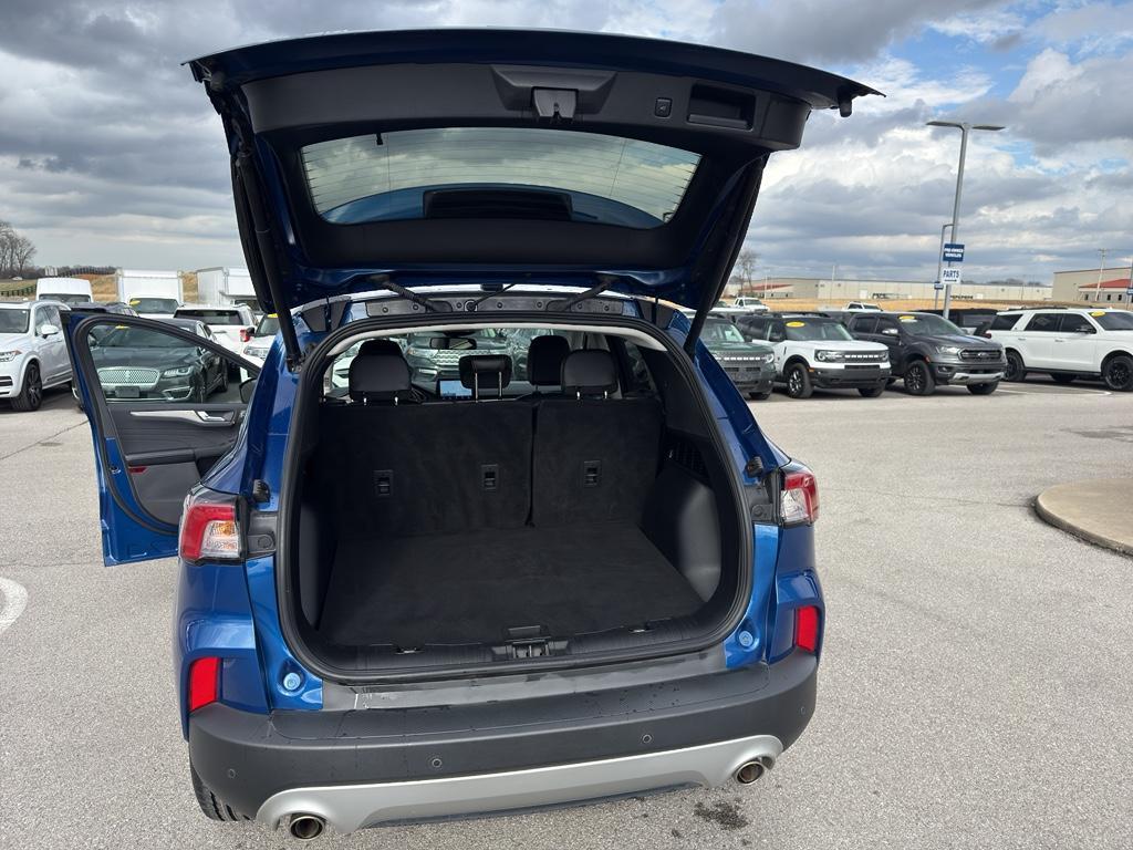 used 2022 Ford Escape car, priced at $17,995