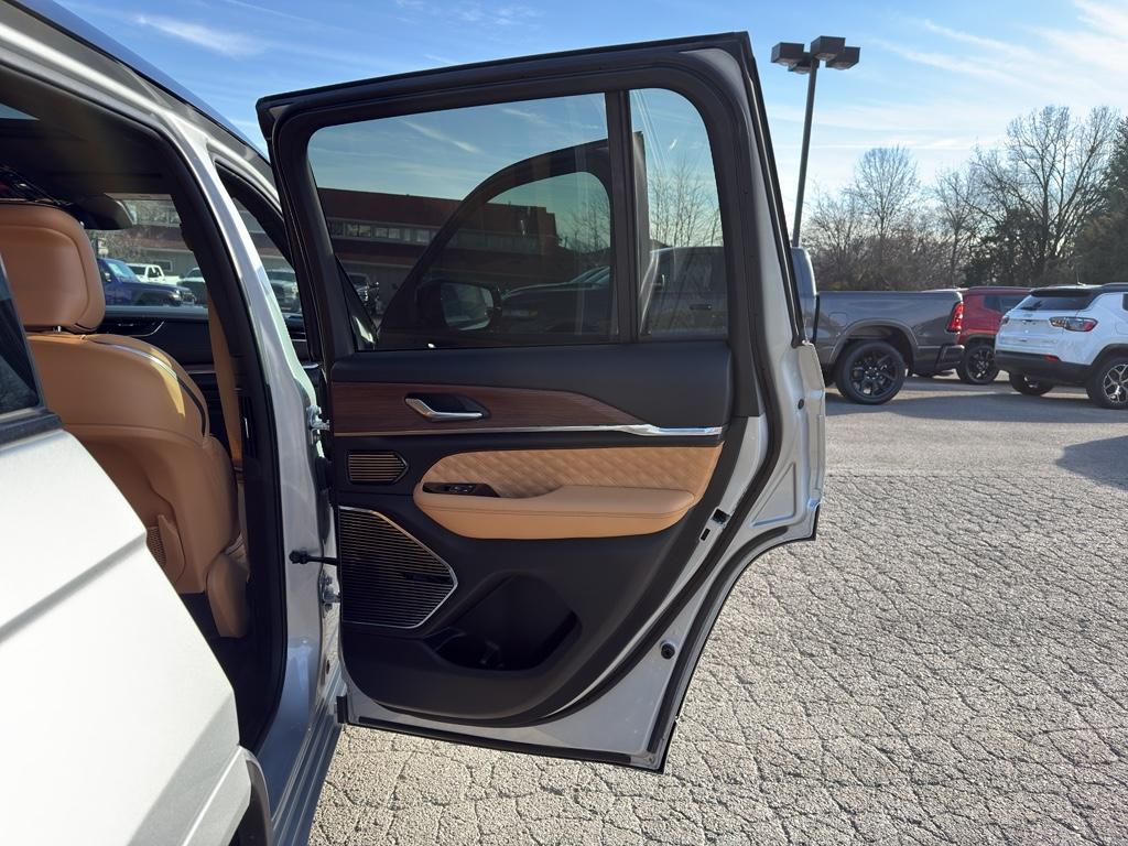 used 2024 Jeep Grand Cherokee car, priced at $51,456