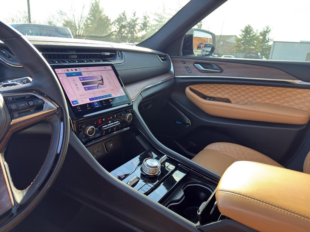 used 2024 Jeep Grand Cherokee car, priced at $51,456