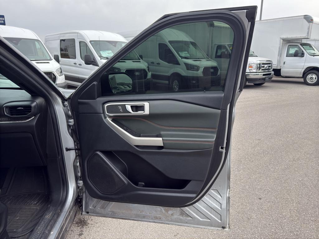 used 2022 Ford Explorer car, priced at $26,995