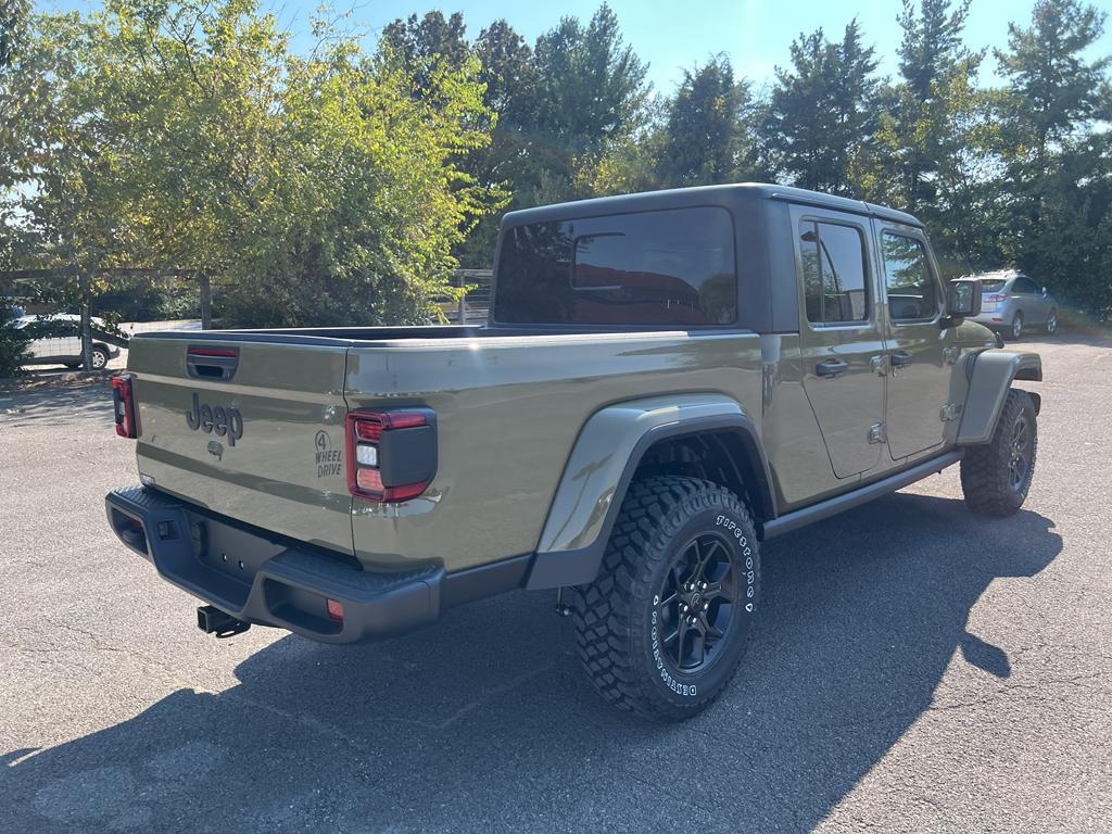 new 2025 Jeep Gladiator car, priced at $49,181