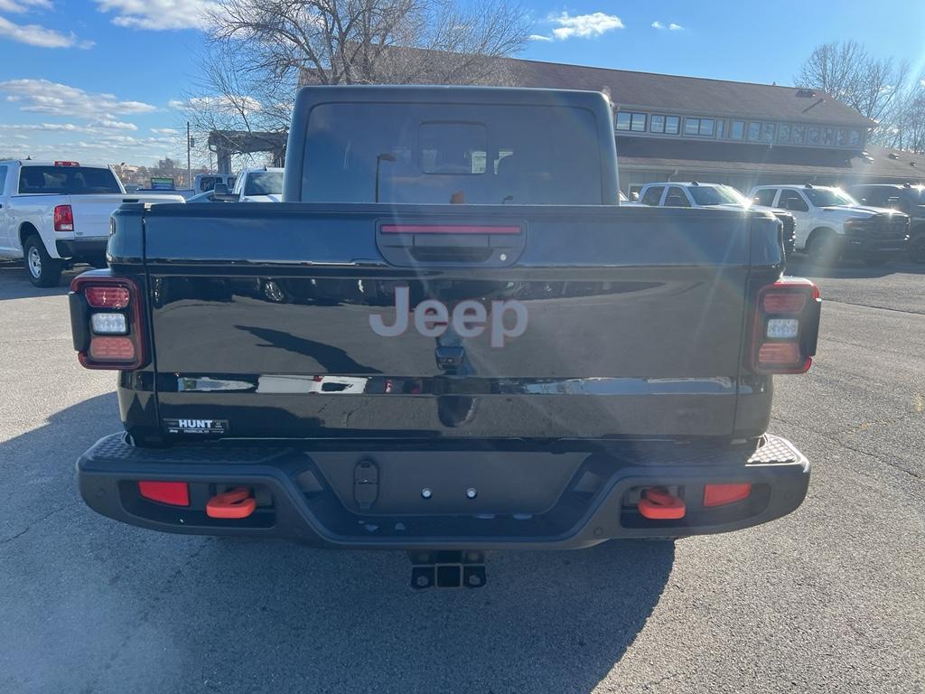 new 2026 Jeep Gladiator car, priced at $57,415