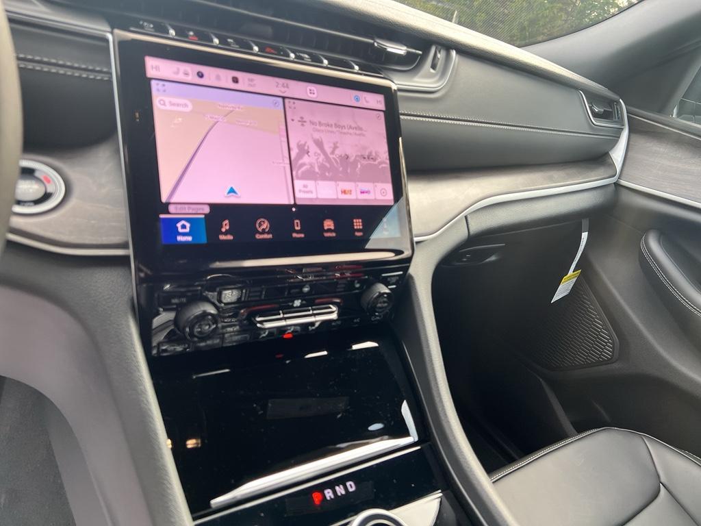 new 2025 Jeep Grand Cherokee L car, priced at $54,191