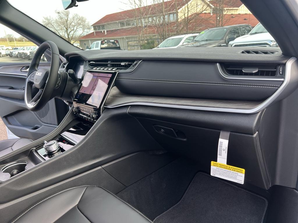 new 2025 Jeep Grand Cherokee L car, priced at $54,191