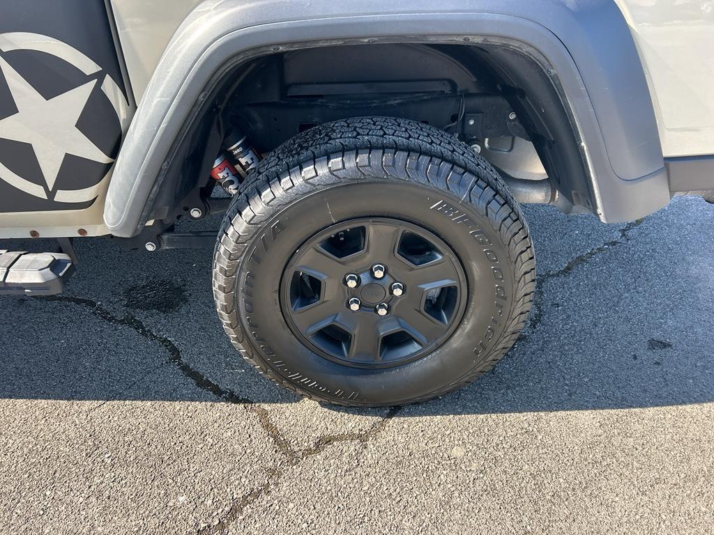 used 2020 Jeep Gladiator car, priced at $32,765