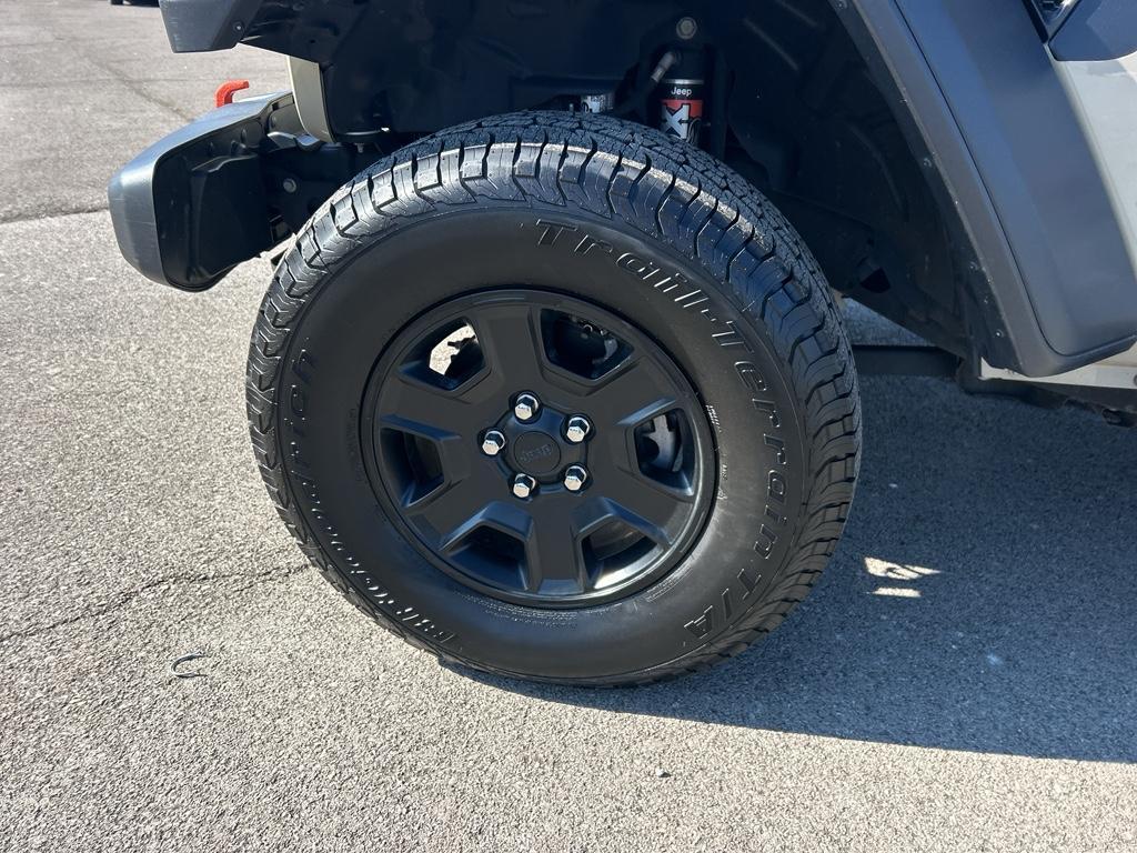 used 2020 Jeep Gladiator car, priced at $32,765