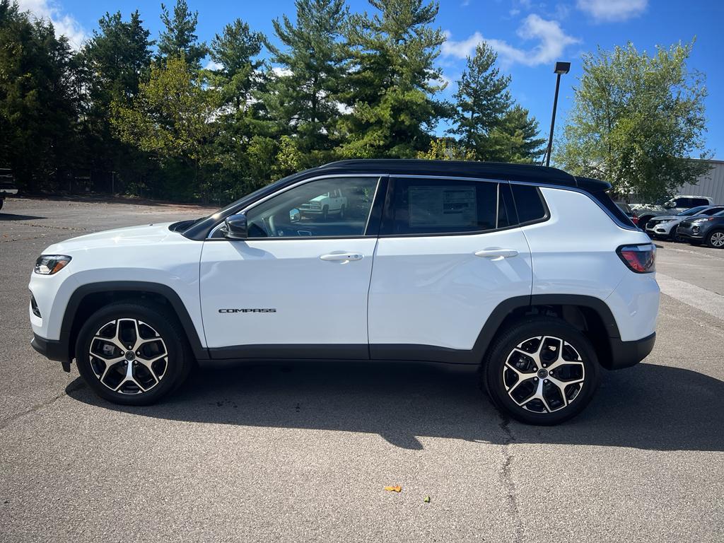 new 2026 Jeep Compass car, priced at $33,697