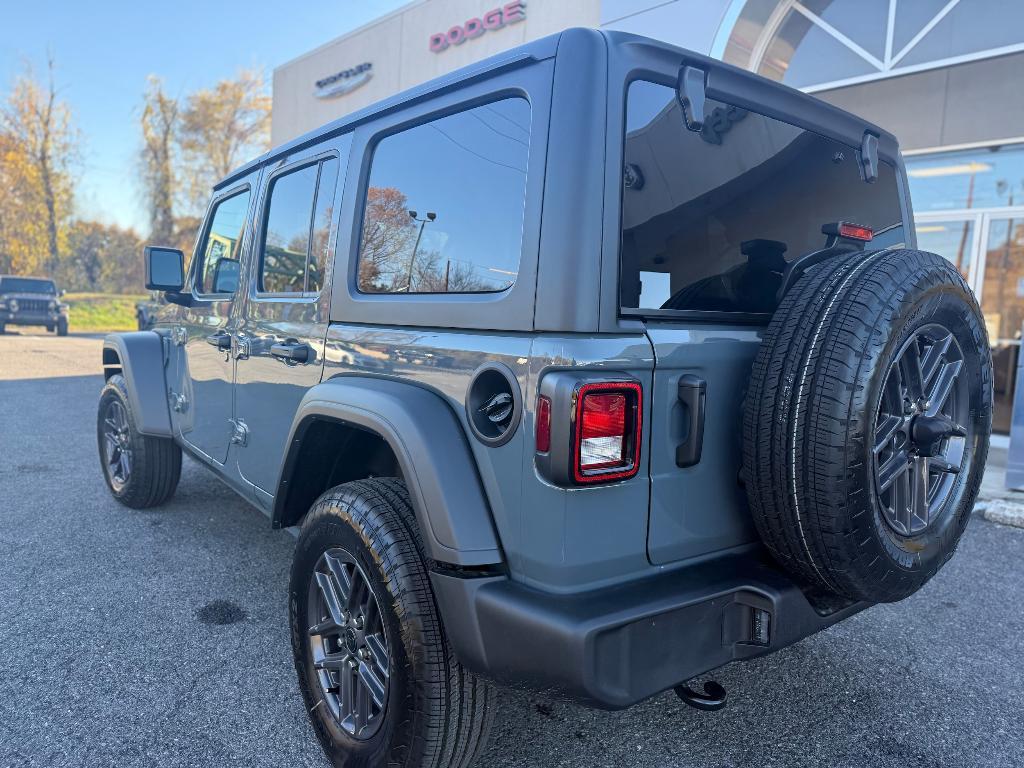 new 2026 Jeep Wrangler car, priced at $45,819