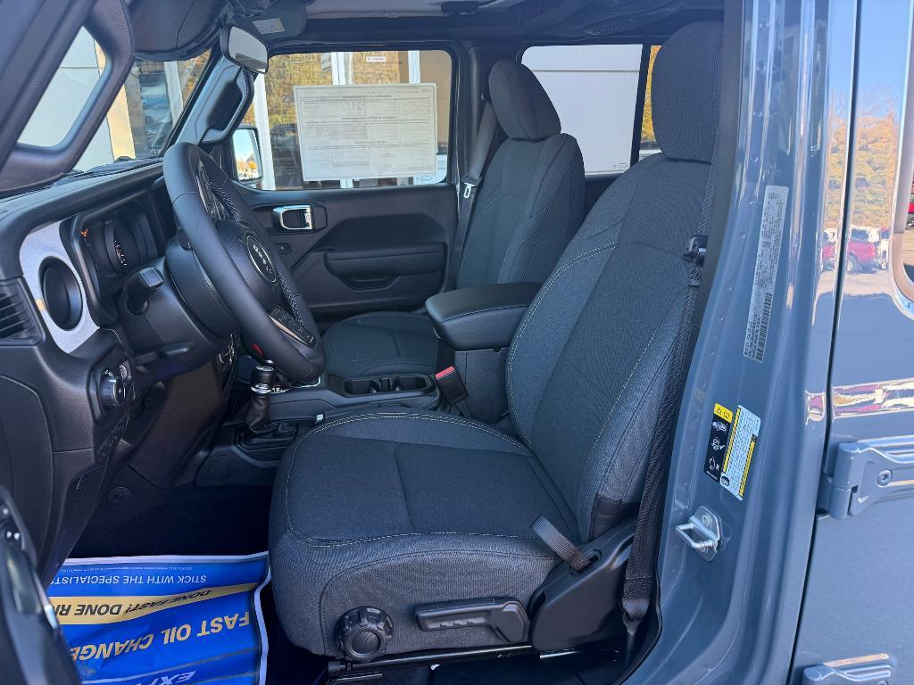 new 2026 Jeep Wrangler car, priced at $45,819