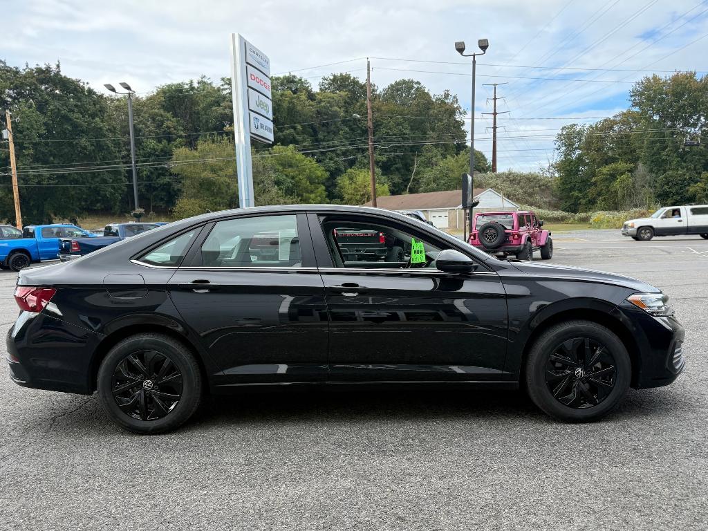 used 2024 Volkswagen Jetta car, priced at $21,500