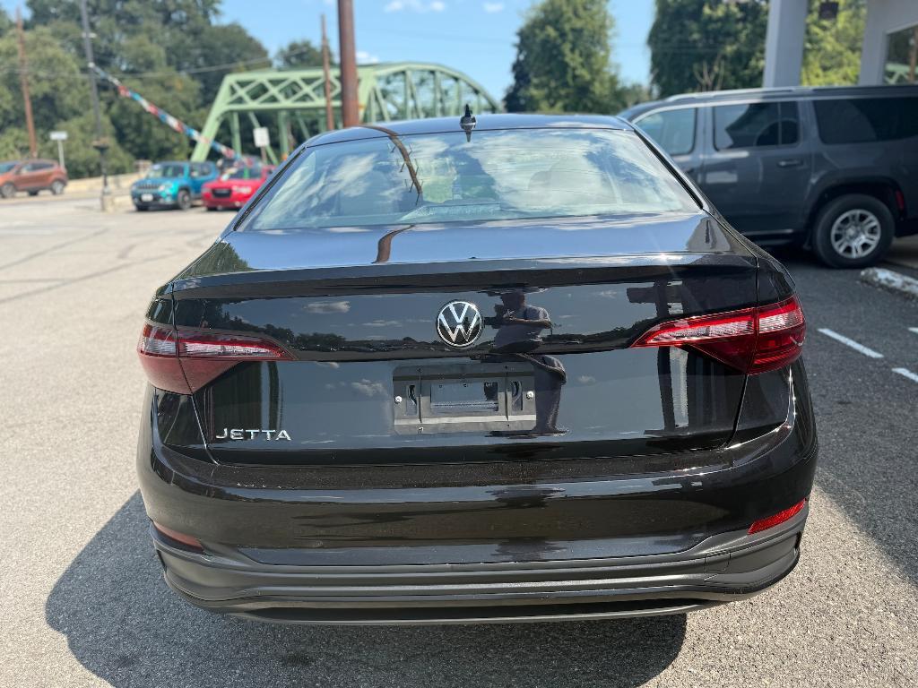 used 2024 Volkswagen Jetta car, priced at $21,500