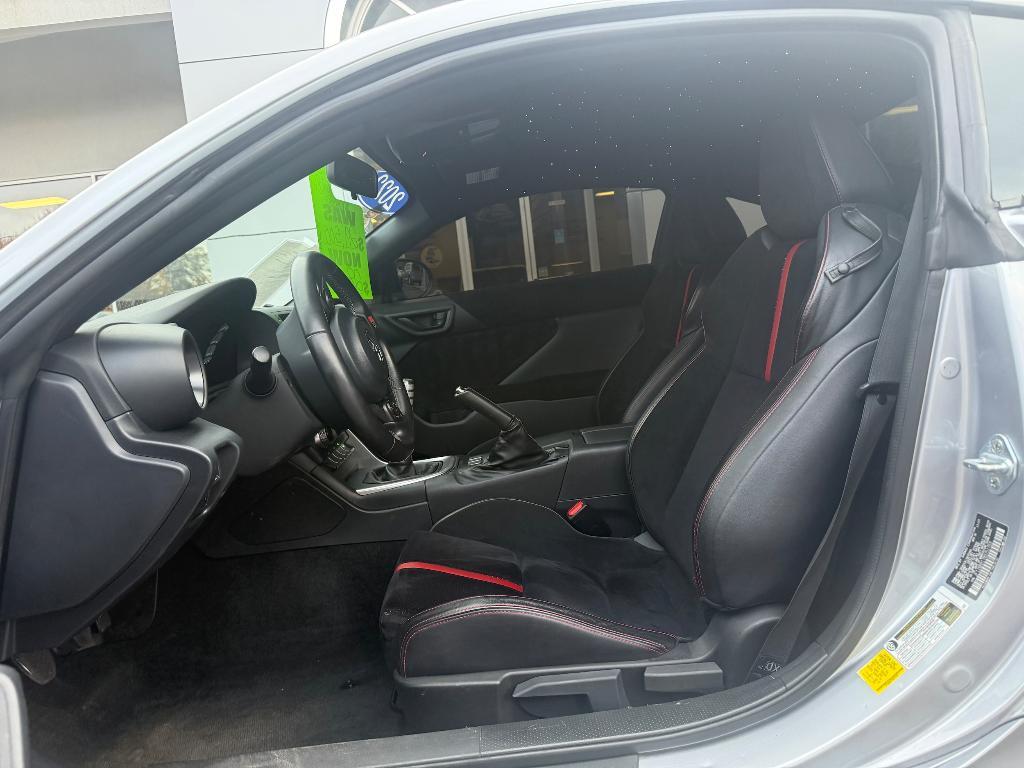 used 2022 Toyota GR86 car, priced at $27,653