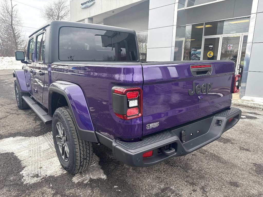 new 2026 Jeep Gladiator car, priced at $51,765