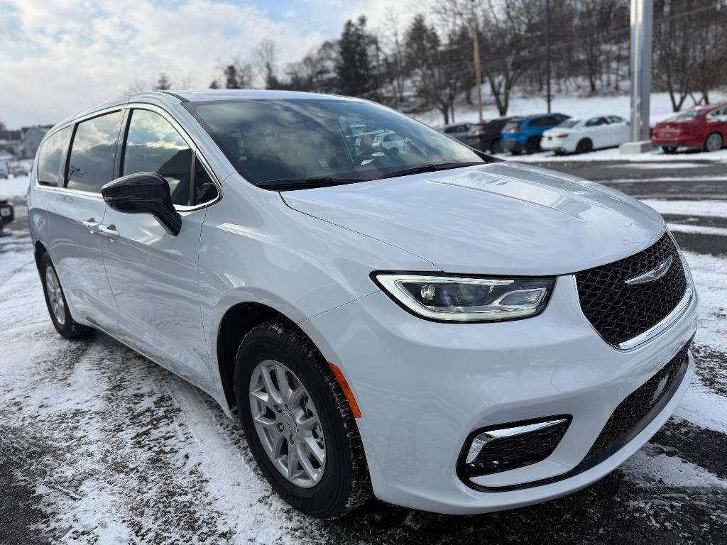 new 2026 Chrysler Pacifica car, priced at $42,112