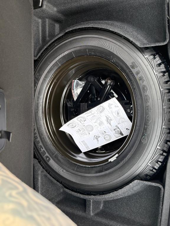 used 2021 Jeep Cherokee car, priced at $25,437