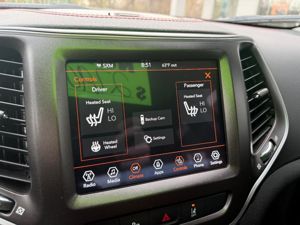 used 2021 Jeep Cherokee car, priced at $25,437