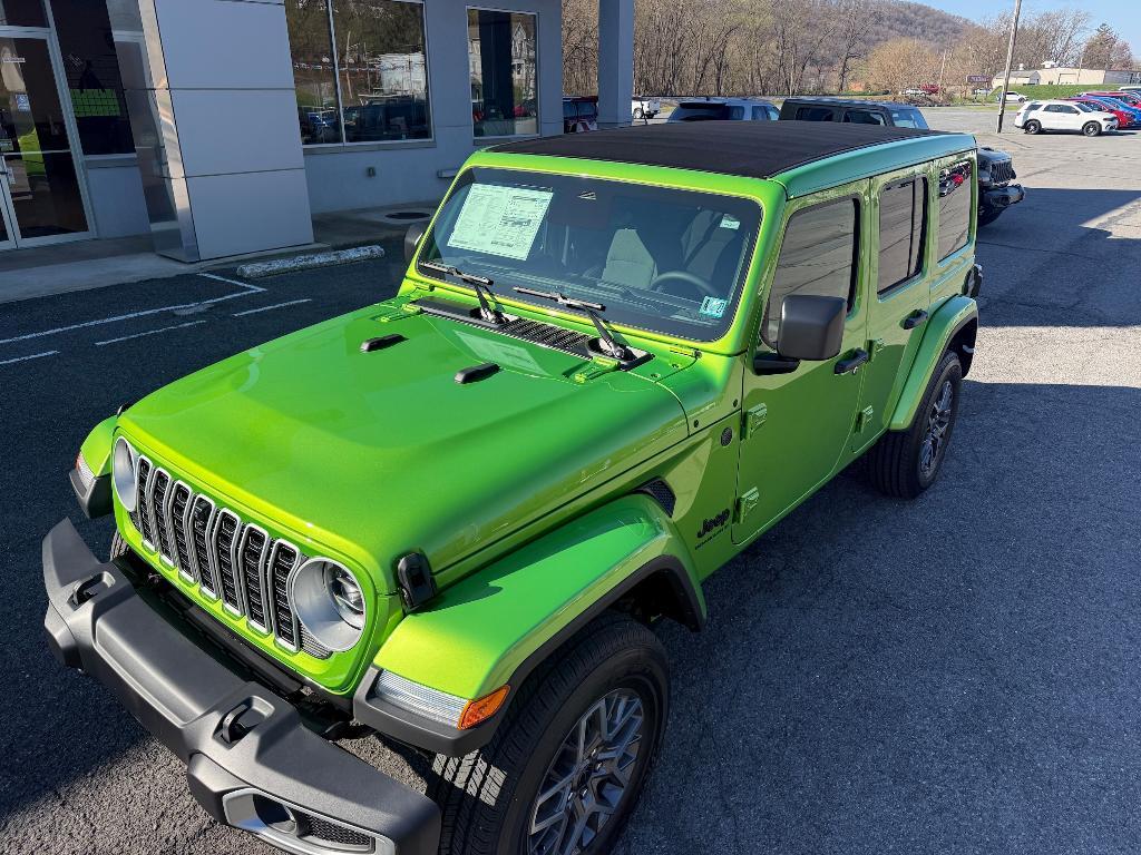 new 2026 Jeep Wrangler car, priced at $53,459