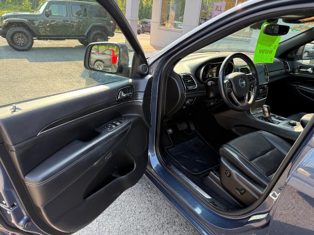 used 2021 Jeep Grand Cherokee car, priced at $29,658